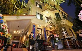 Musketeers Guest House